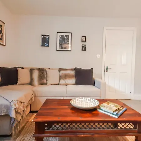 Stunning 2 Bedrooms Apartment London Exterior photo